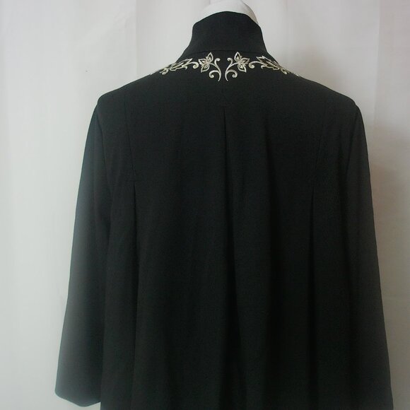 NWTS Coldwater Creek Black Embroidered Jacket – Floral Scroll, Button Front SZ L - Picture 5 of 6
